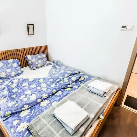 Downtown Dob Apartamento *